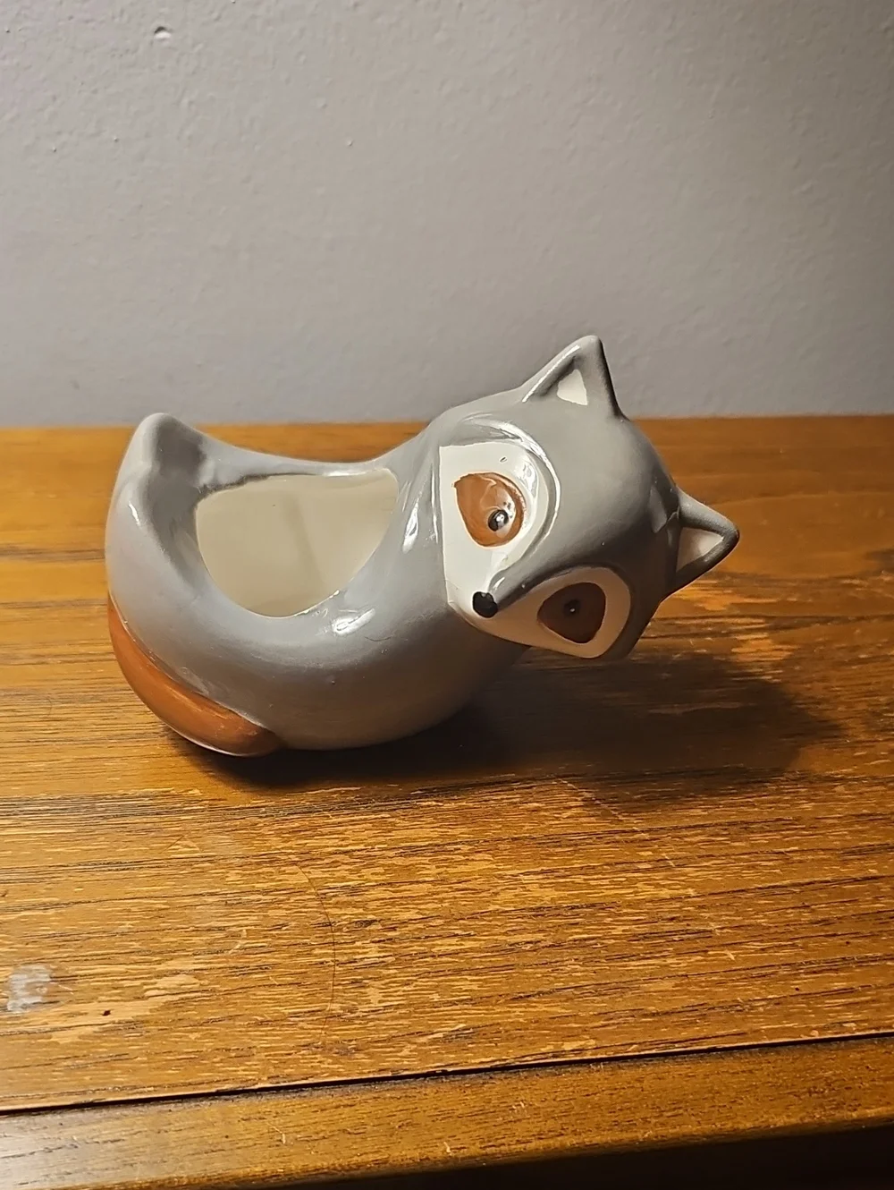 Ceramic Gray Fox Planter - Unbranded
